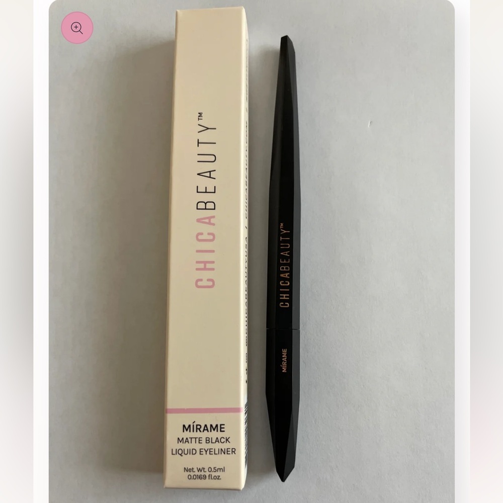 *NWT* Chica Beauty MÍRAME Matte Liquid Eyeliner